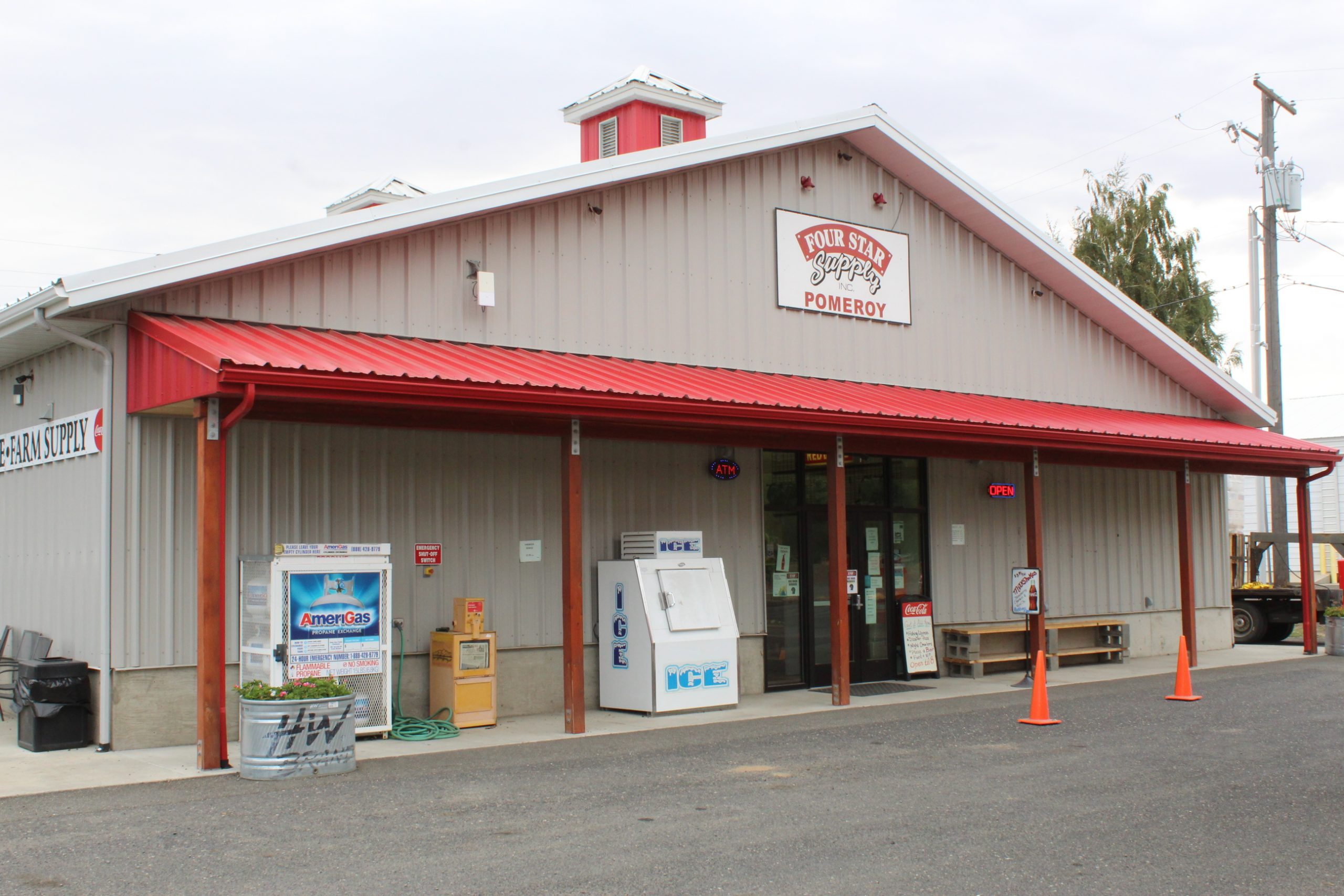 An Image of Four Star Supply Pomeroy Location Exterior