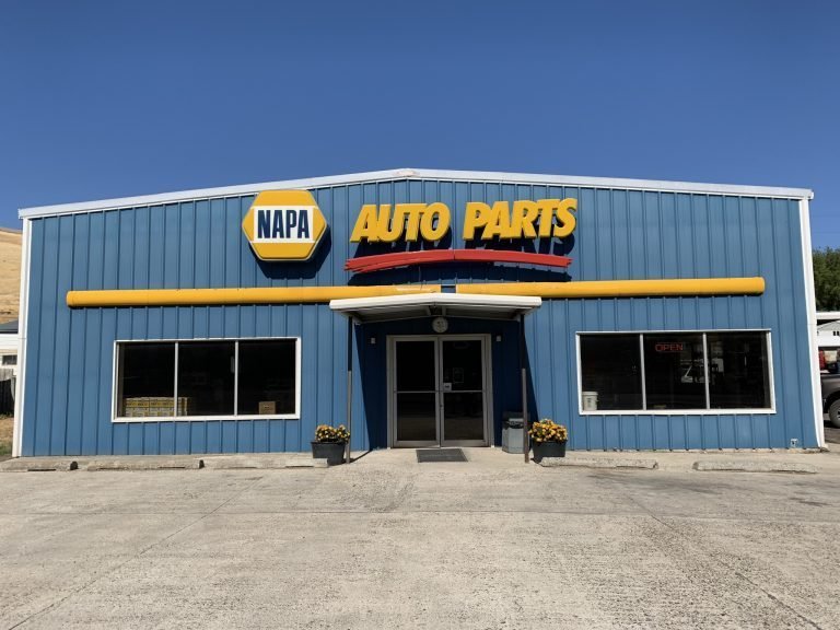 An Image of Four Star Supply Pomeroy NAPA Auto Parts Exterior