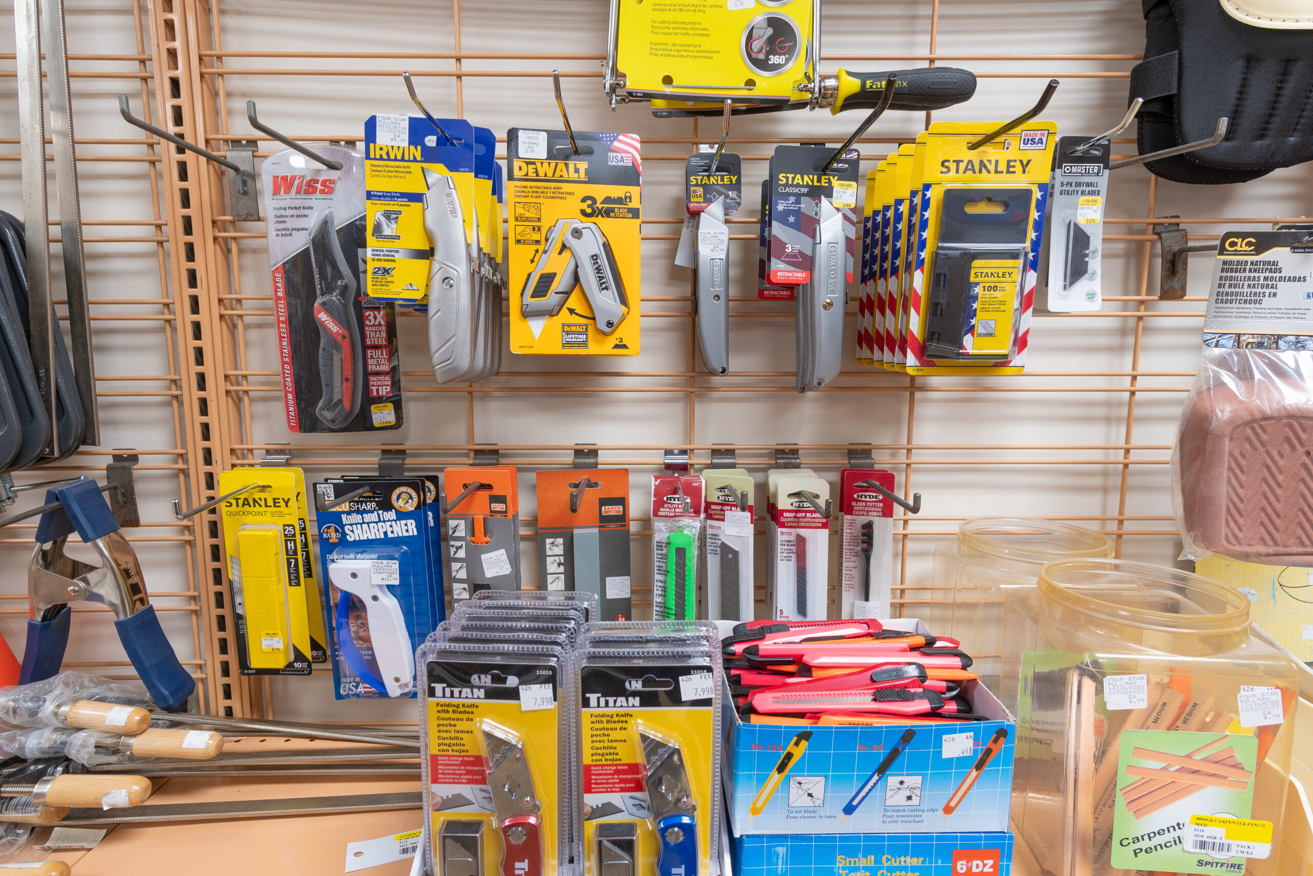 Box Cutters Sold at Four Star Supply