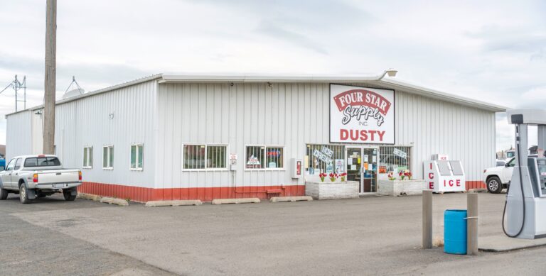 Dusty_Store