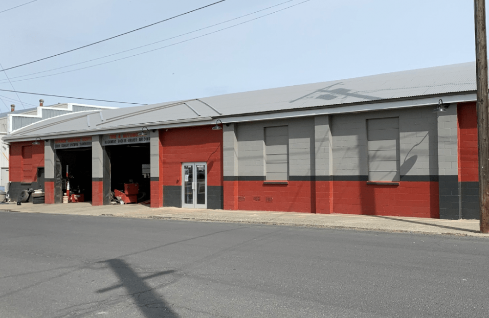 An Image of Four Star Supply Colfax Auto Exterior