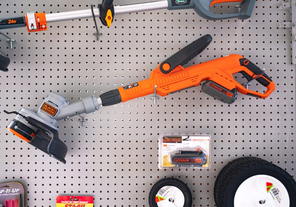 Black + Decker Weed Whacker & Weed Whacker Batteries